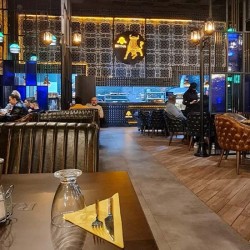 Reyna - Restaurant Projesi